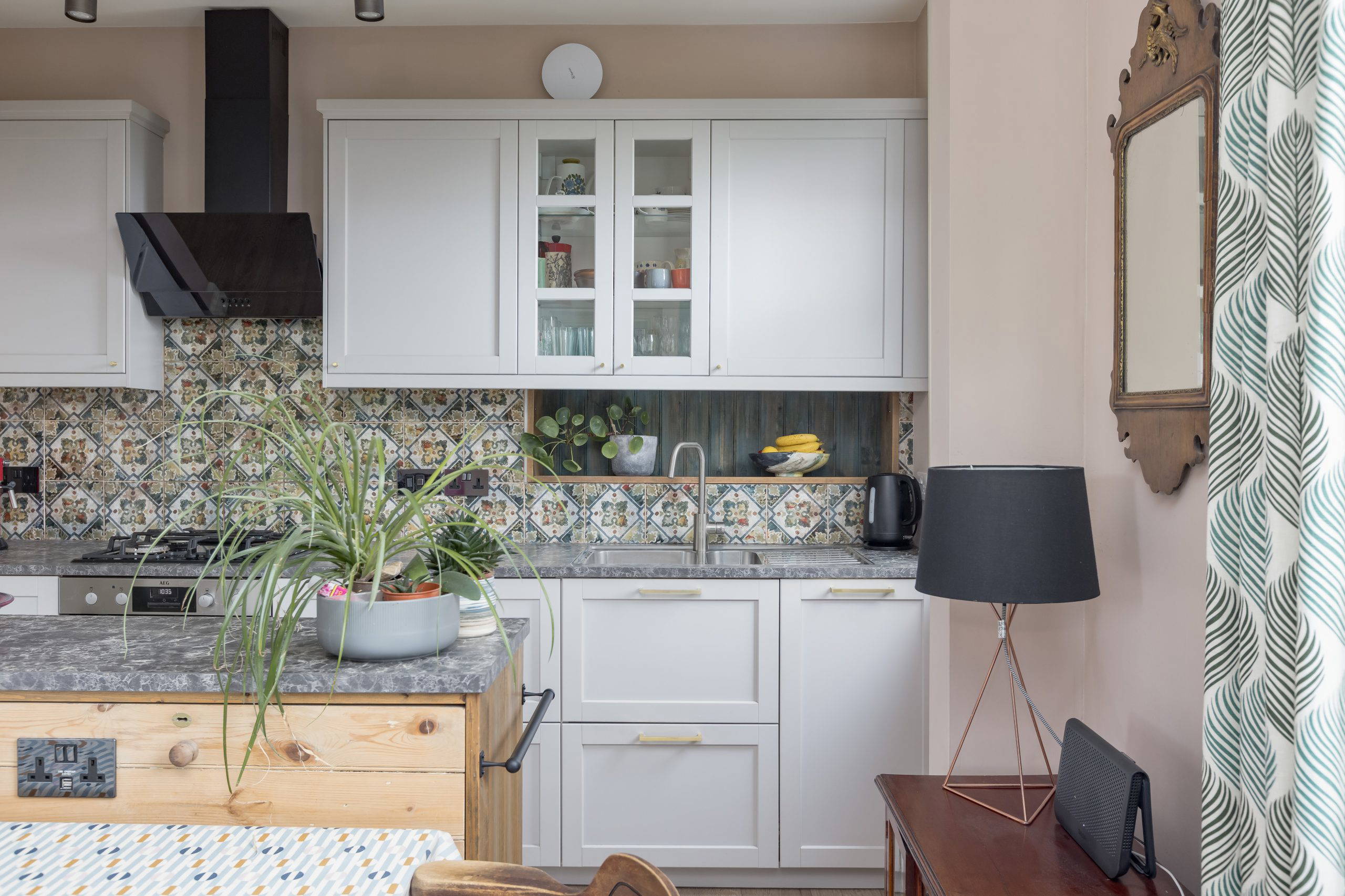 26/4 Windsor Place, Edinburgh, EH15 2AE - Dining