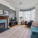 26/4 Windsor Place, Edinburgh, EH15 2AE - Living Room