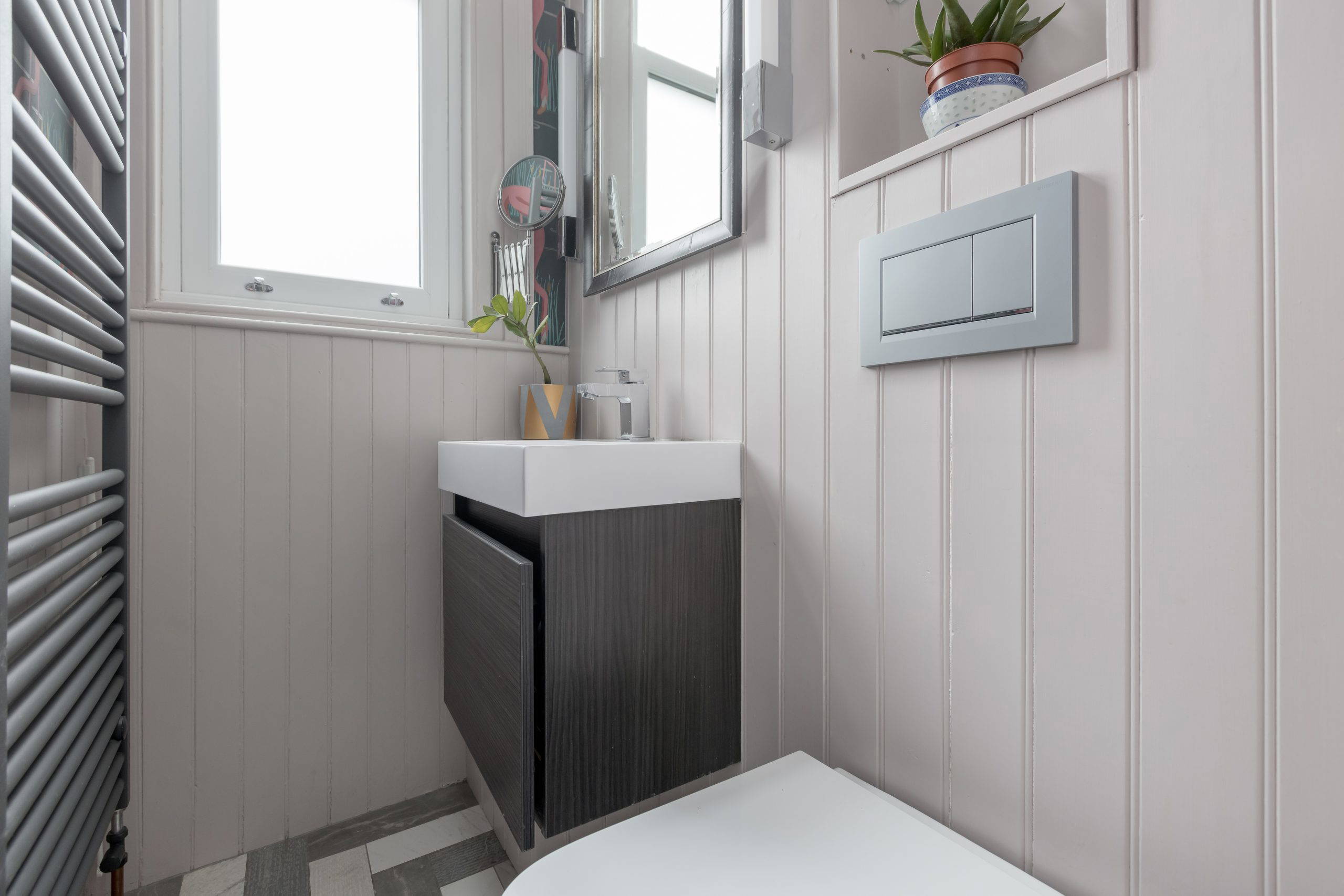 26/4 Windsor Place, Edinburgh, EH15 2AE - Bathroom