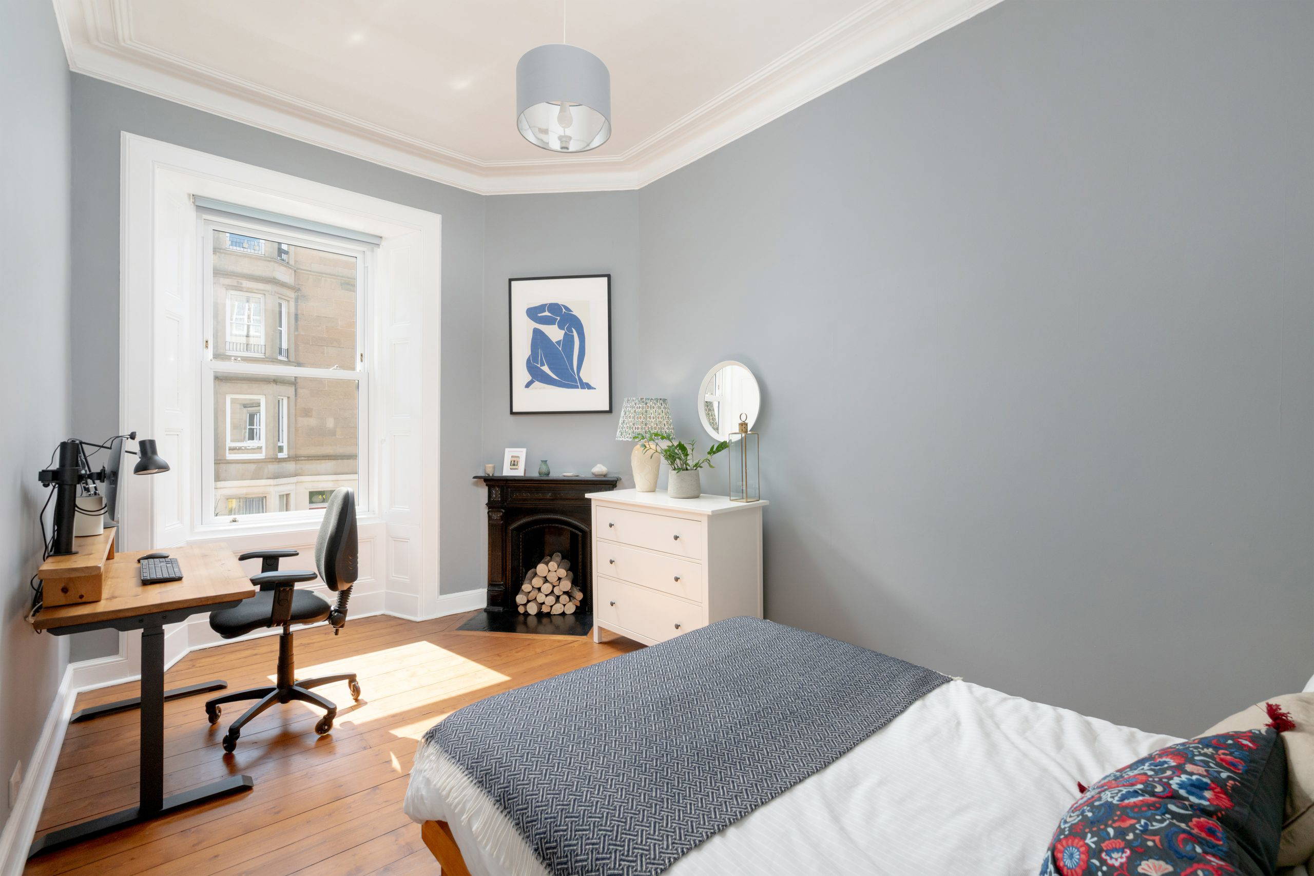 29/1 Polwarth Gardens, Edinburgh, EH11 1JT - Bedroom