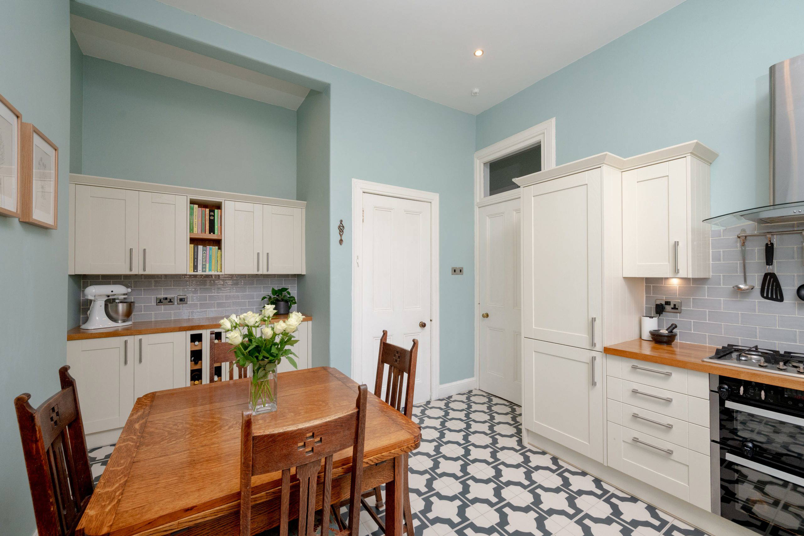 29/1 Polwarth Gardens, Edinburgh, EH11 1JT - Dining Room