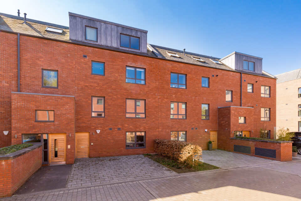 6/3 Weston Gait, Edinburgh, EH11 1FD