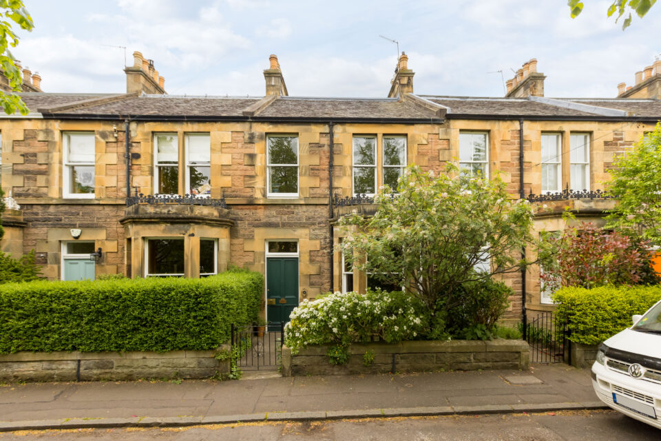 7 Shandon Crescent, Edinburgh, EH11 1QE