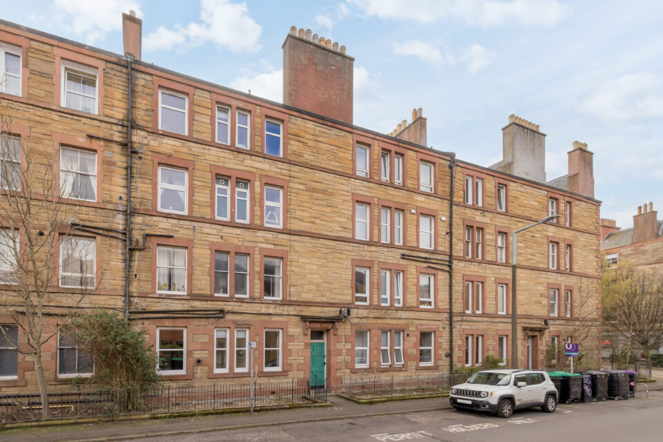 37/3 Bryson Road, Polwarth, Edinburgh, EH11 1DY