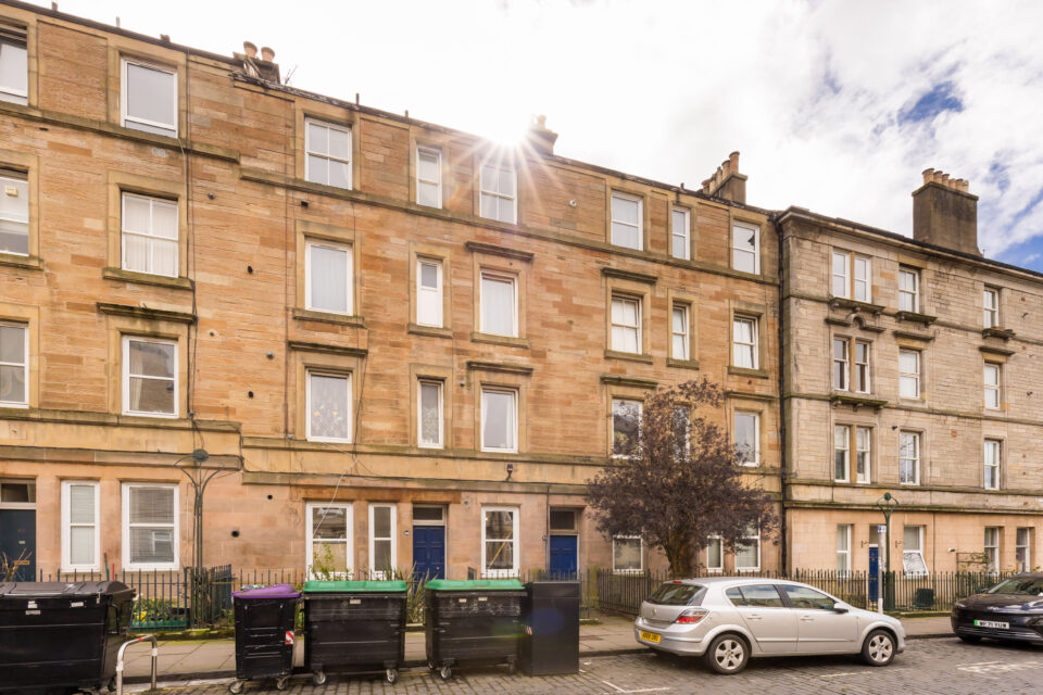 78/3 Iona Street, Leith  EH6 8RW
