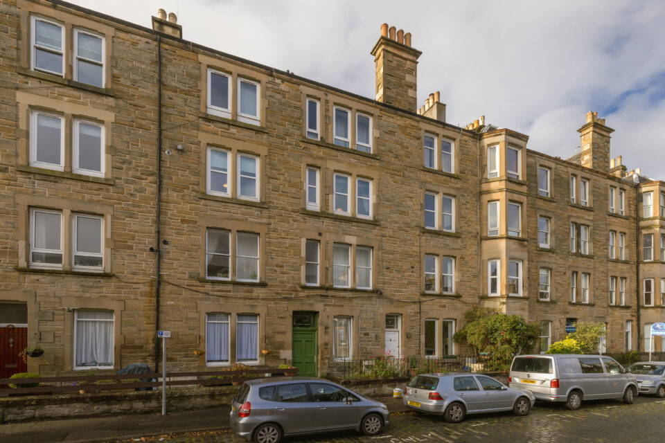 9 2F3 Merchiston Grove, EH11 1PP