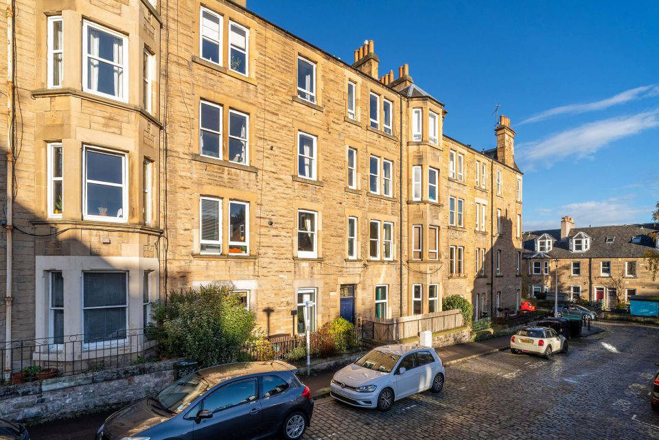 11/1 Merchiston Grove, Edinburgh, EH11 1PW