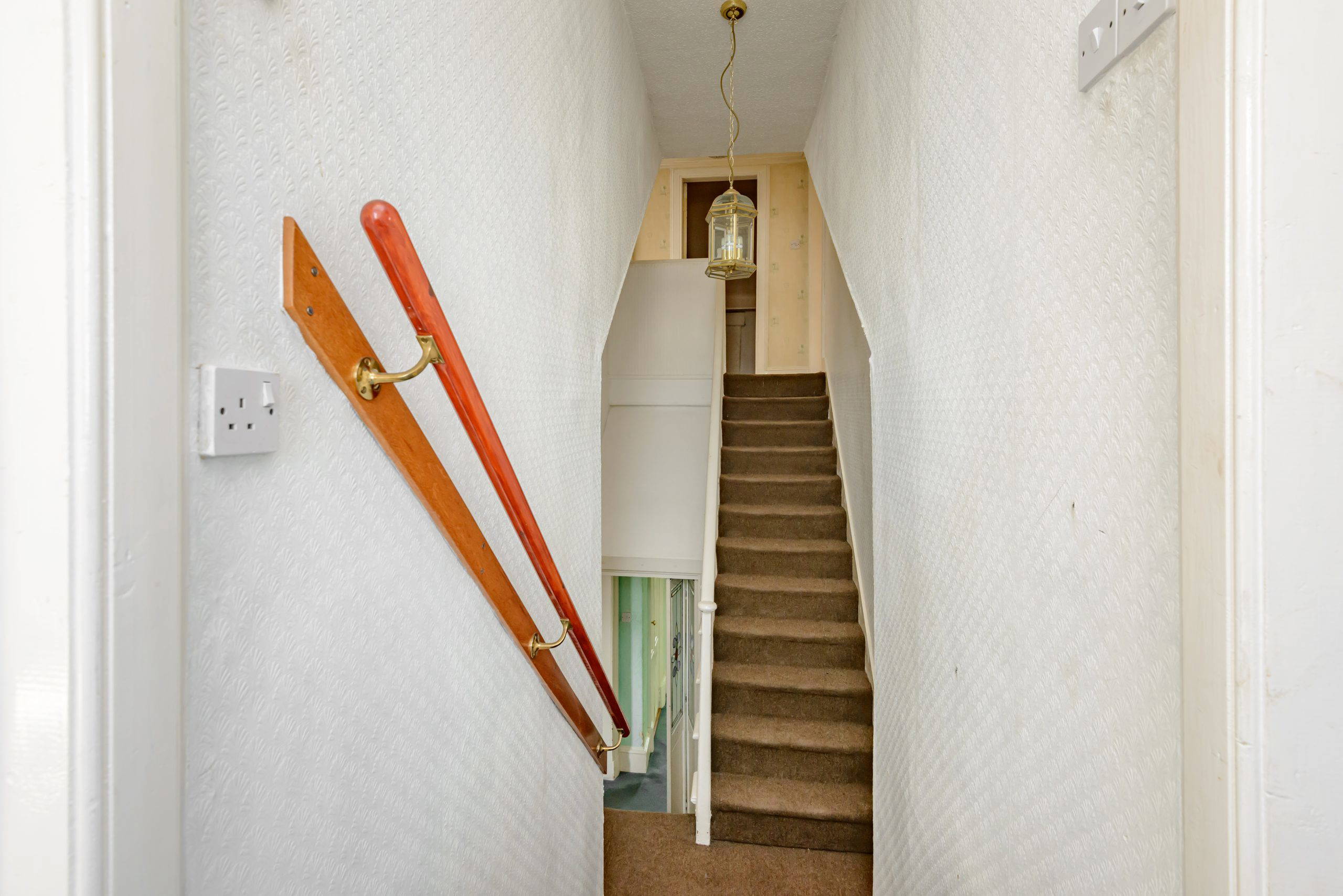 91 The Loan, Loanhead, EH20 9AG - Stairs