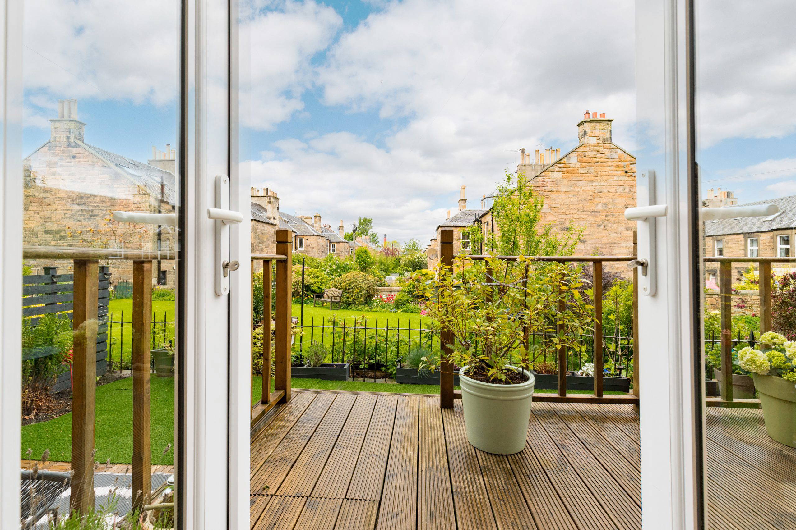 40 Cowan Road, Edinburgh, EH11 1RH - Lounge