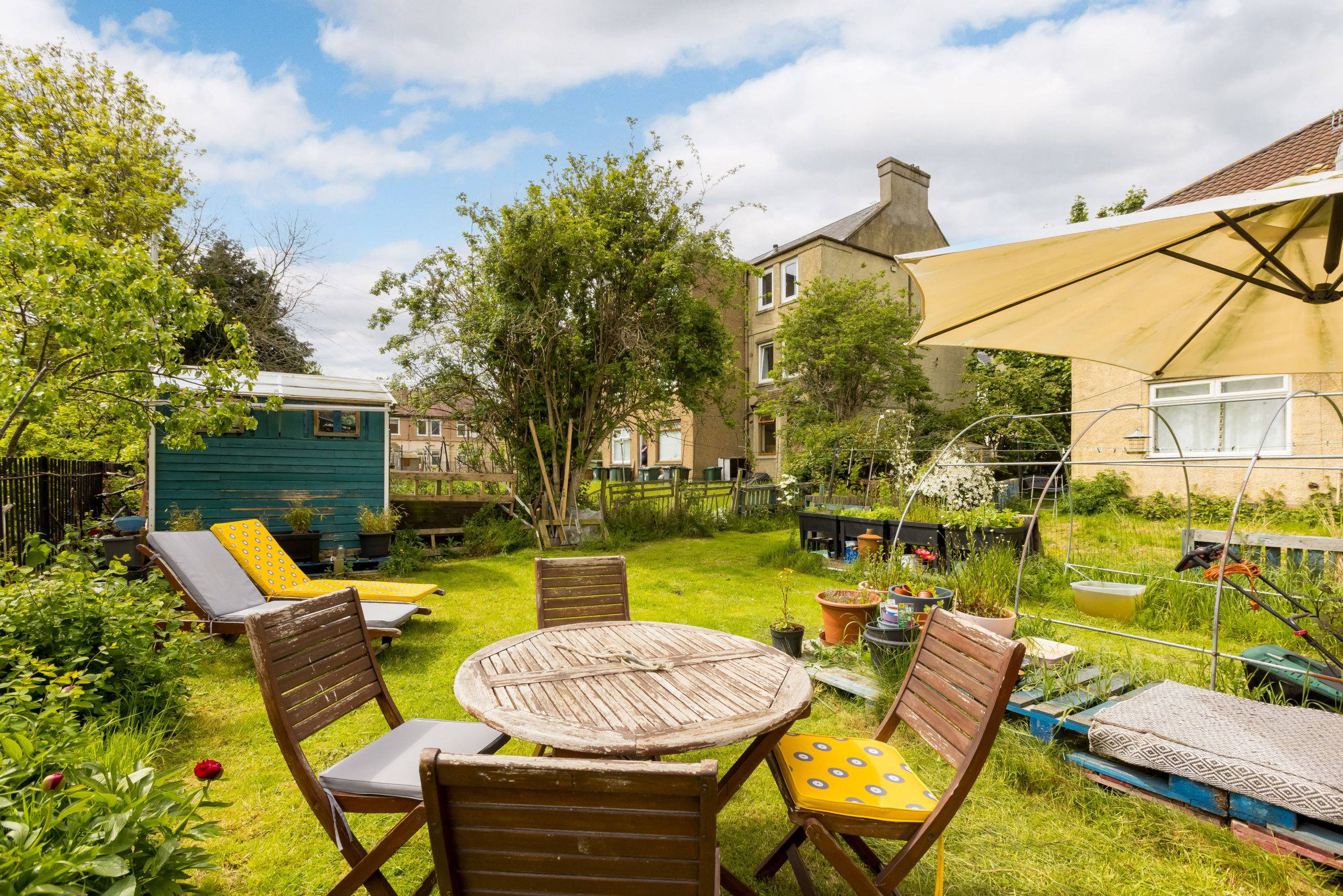 8/2 Lochend Drive, Edinburgh, EH7 6DW - Garden