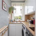 8/2 Lochend Drive, Edinburgh, EH7 6DW - Kitchen