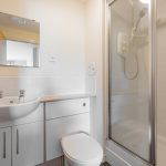 18/13 Slateford Gait, Edinbrugh, EH11 1GU - Bathroom