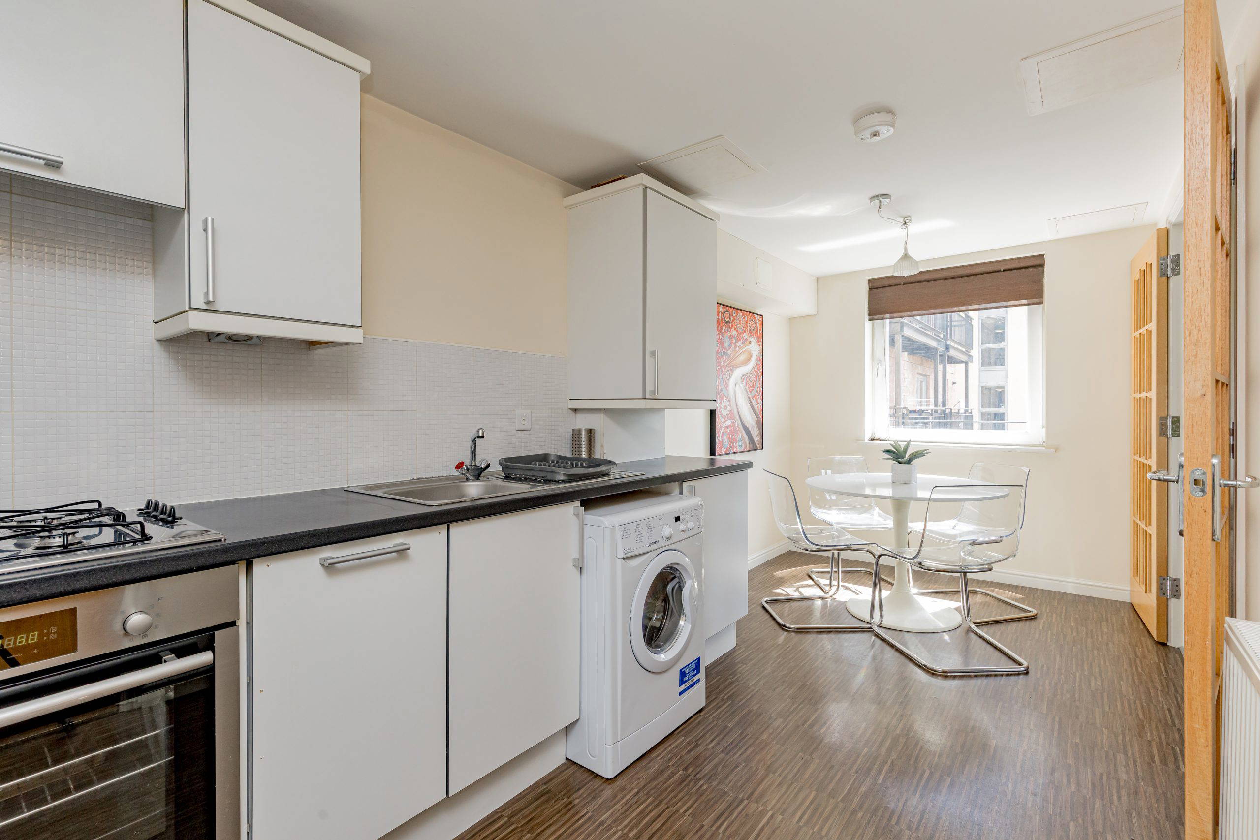 18/13 Slateford Gait, Edinbrugh, EH11 1GU - Kitchen