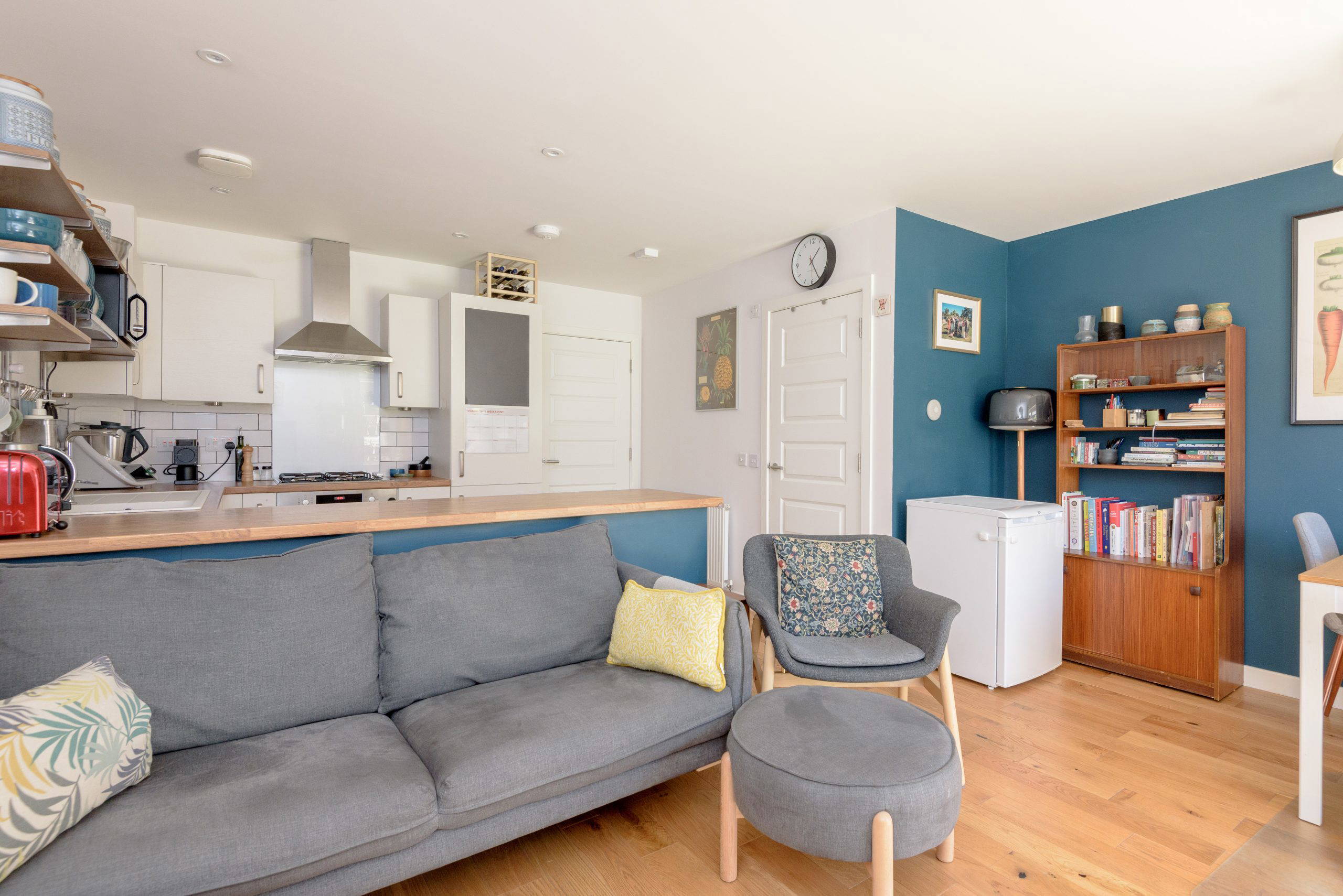 10 Saint Francis Way, Edinburgh, EH16 4XN - Living Room