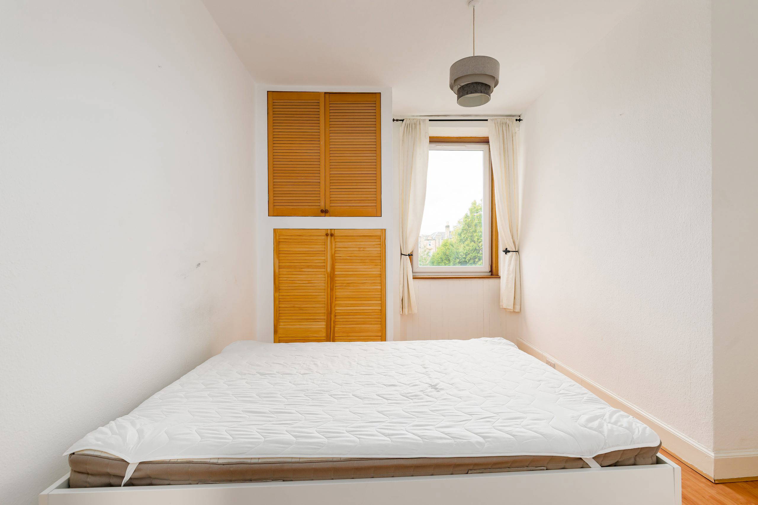 25 2f2, Watson Crescent, Edinburgh, EH11 1EZ - Single Bedroom