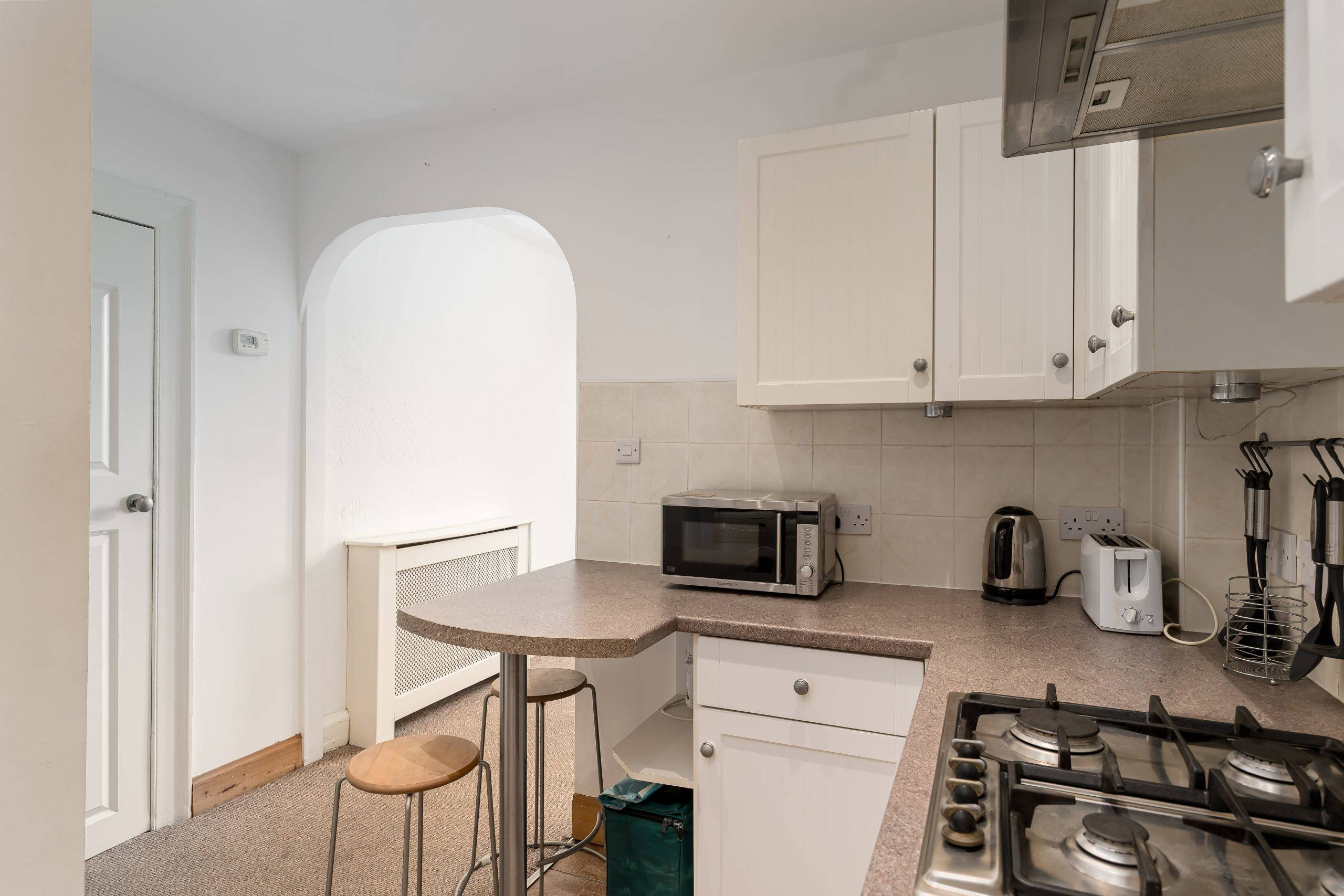 25 2f2, Watson Crescent, Edinburgh, EH11 1EZ - Kitchen